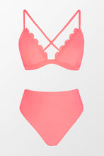 Lade das Bild in den Galerie-Viewer, Scalloped-Bralette-Bikinioberteil und Bikinihose mit High waist
