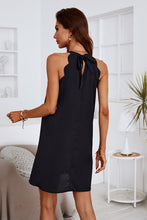 Lade das Bild in den Galerie-Viewer, ?rmelloses Neckholder-Kleid in kurzer L?nge
