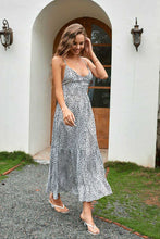 Lade das Bild in den Galerie-Viewer, A-f?rmiges Kleid mit V-Ausschnitt und Leopard-Muster
