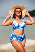 Lade das Bild in den Galerie-Viewer, Tie-Dye Bralette &amp; gerafftes Bikini Set in gro?en Gr??en
