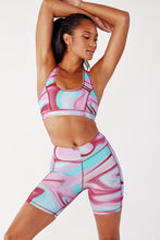 Lade das Bild in den Galerie-Viewer, Abstraktes Marmor Criss Cross Sport-BH Biker Shorts Activewear Set
