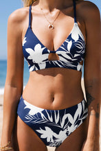 Lade das Bild in den Galerie-Viewer, Bralette mit Schn¨¹rung und Cut out &amp; Mittelhohes Bikini-Set
