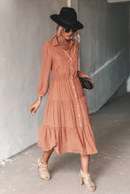 Lade das Bild in den Galerie-Viewer, A-F?rmiges Maxi-Kleid mit Knopfleiste in Orange
