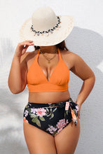 Lade das Bild in den Galerie-Viewer, Triangel-Bikini-Set mit Neckholder und G¨¹rtel in gro?en Gr??en
