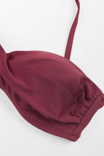 Lade das Bild in den Galerie-Viewer, K¨¹hl bleiben Bandeau-Bikinitop mit geformtem Twist
