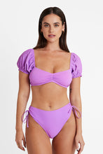 Lade das Bild in den Galerie-Viewer, Amethyst High Waist Lila Verstellbare Bikinihose
